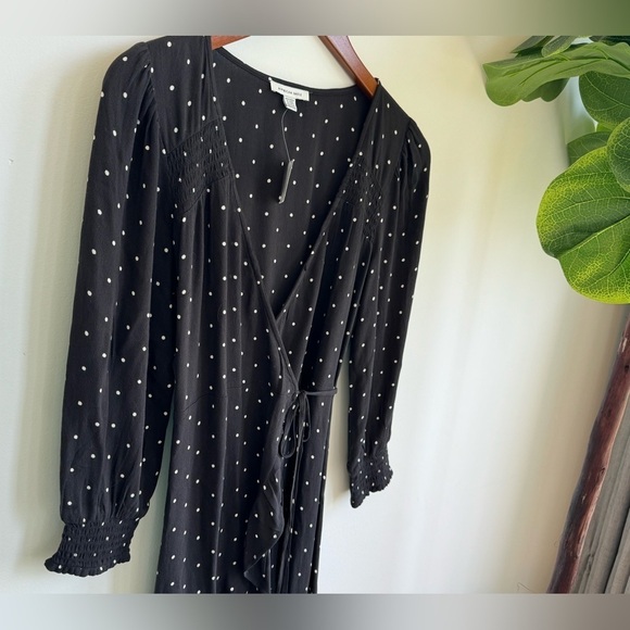 NWT American Eagle Black Polka Dot Wrap Mini Dress Size M - Picture 4 of 6